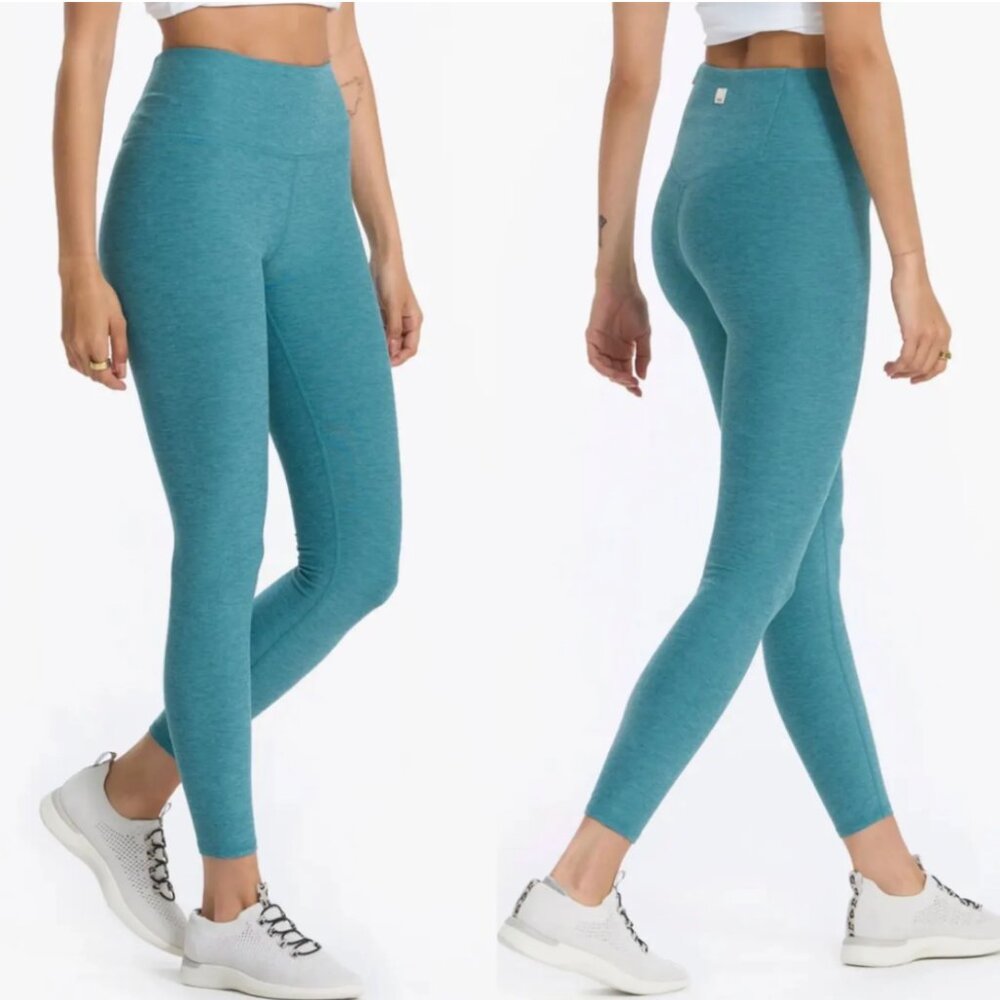 VUORI Clean Elevation Leggings size XS blue